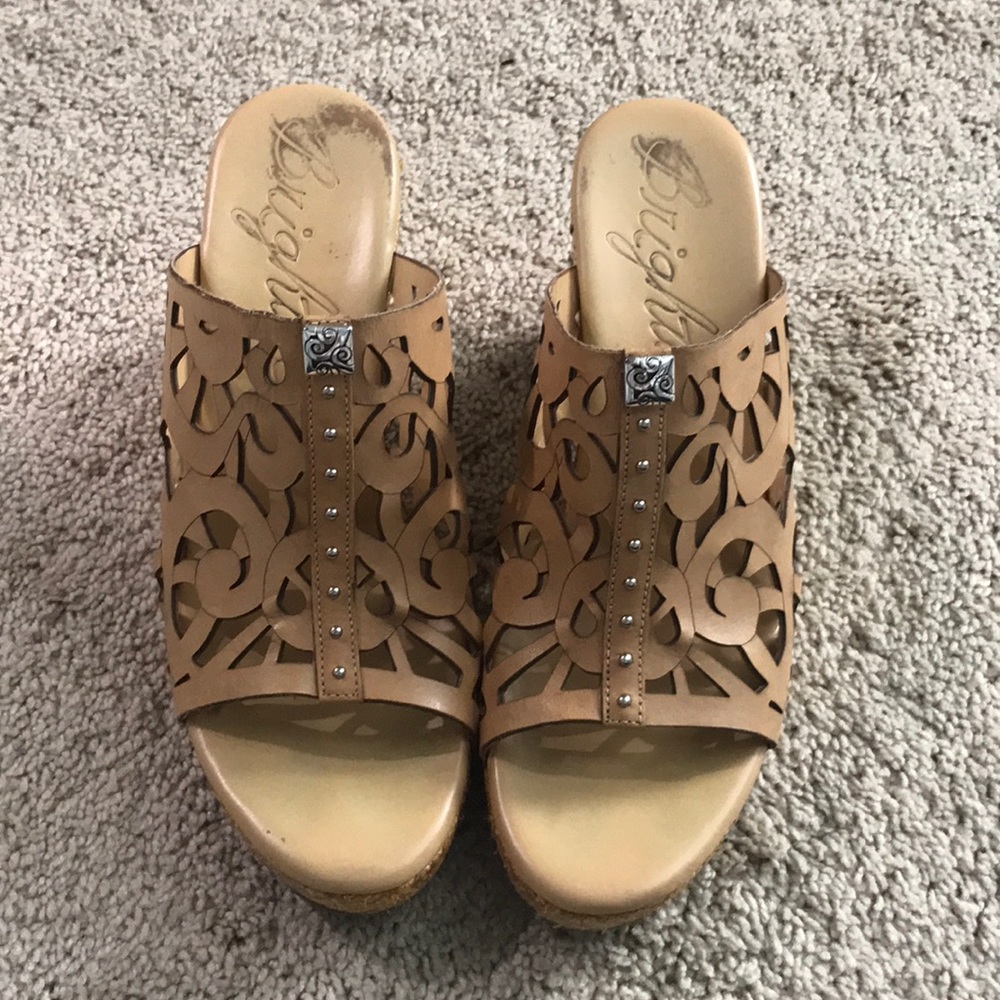 Size 8.5 Brighton Daria Wedges